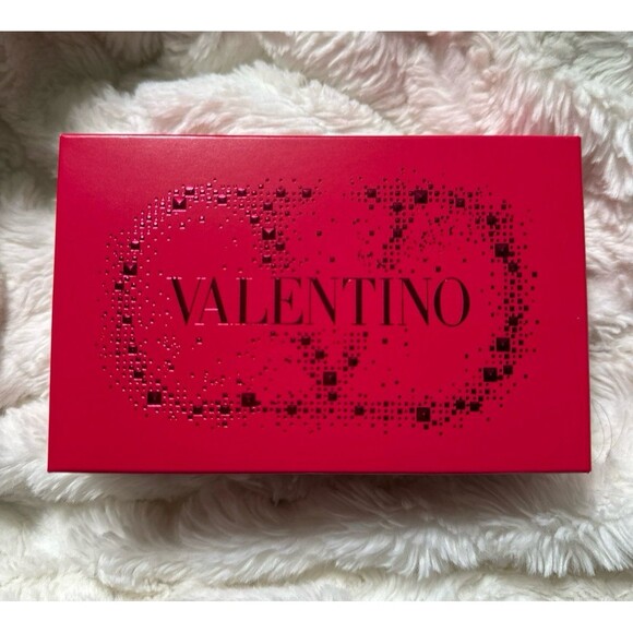 Valentino Beauty Minirosso Lipstick Set - Picture 7 of 8
